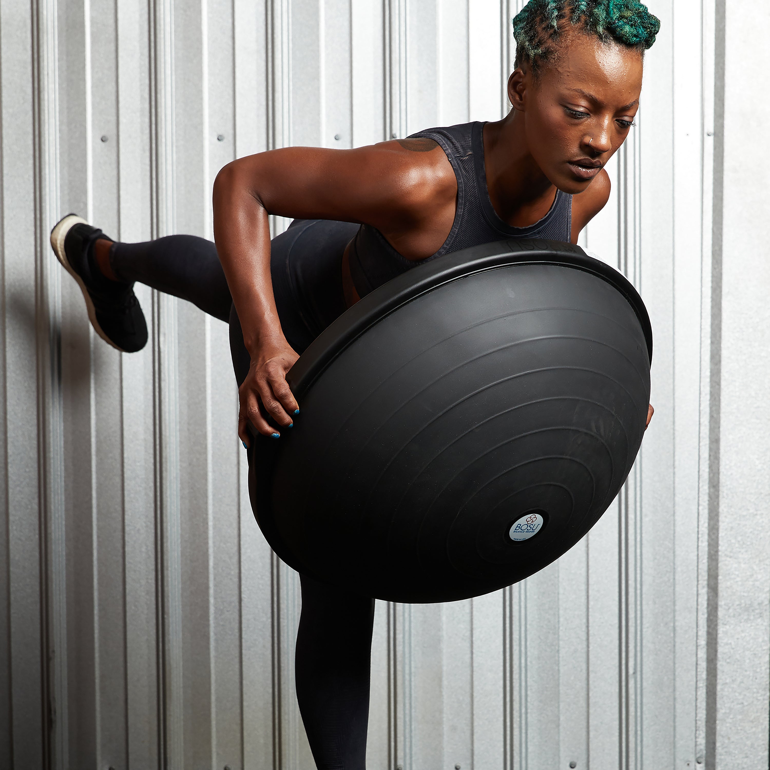 BOSU® Black Pro Balance Trainer